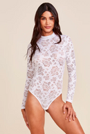 Body Manga Longa Com Gola Alta Em Renda Branco - LE28023